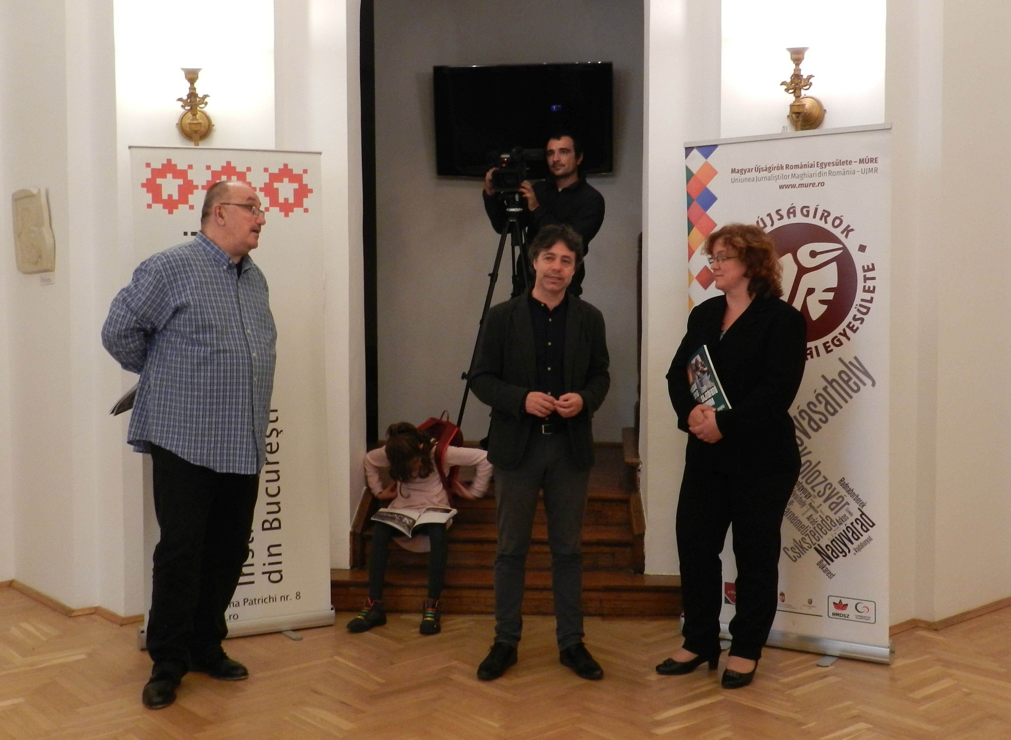 A Balassi Intézetben a MÚRE Brassaï Sajtófotó pályázatának díjnyertes alkotásai