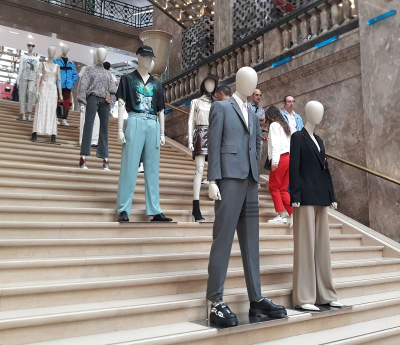 Képviselőház: A távoltartási parancs megszegése bűncselekménynek minősül