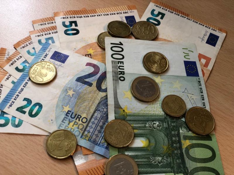 Tovább emelkedett ma az euró árfolyama