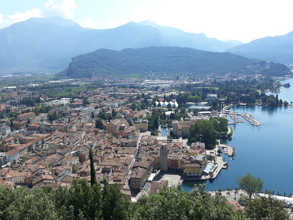 Utcára sem lehet menni Olaszországban