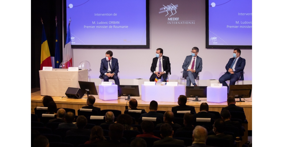 Franciaországban a román kormányfő