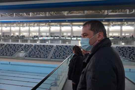 Úszóközpont Otopeniben