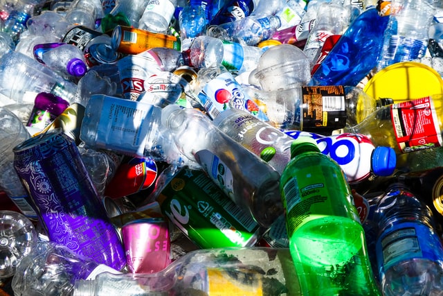 Elkezdődhet a műanyag palackokra vonatkozó betétdíjas rendszer