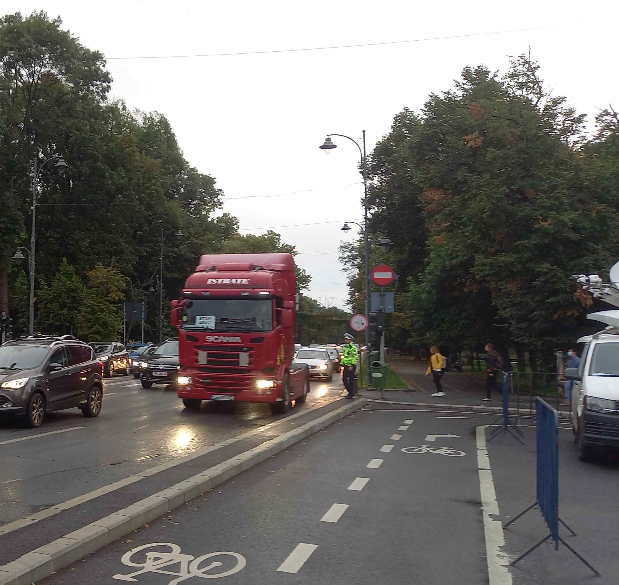 Népszerűtlen, de szükséges intézkedéseket szorgalmaznak