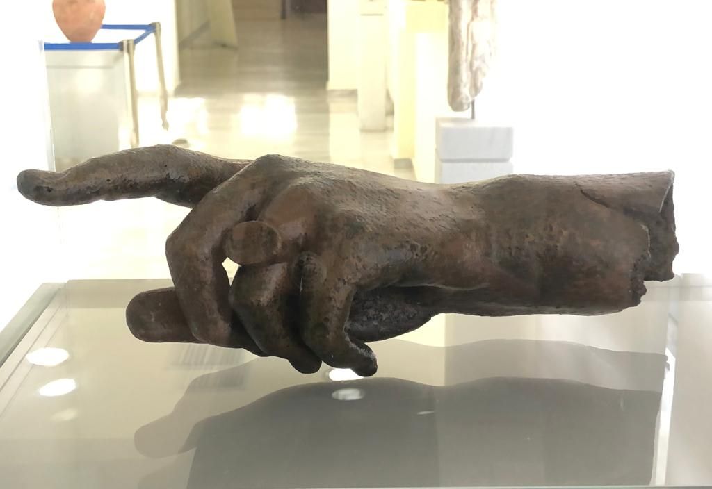 Egyetlen őskori sírban 169 aranygyűrűt találtak a régészek Biharban