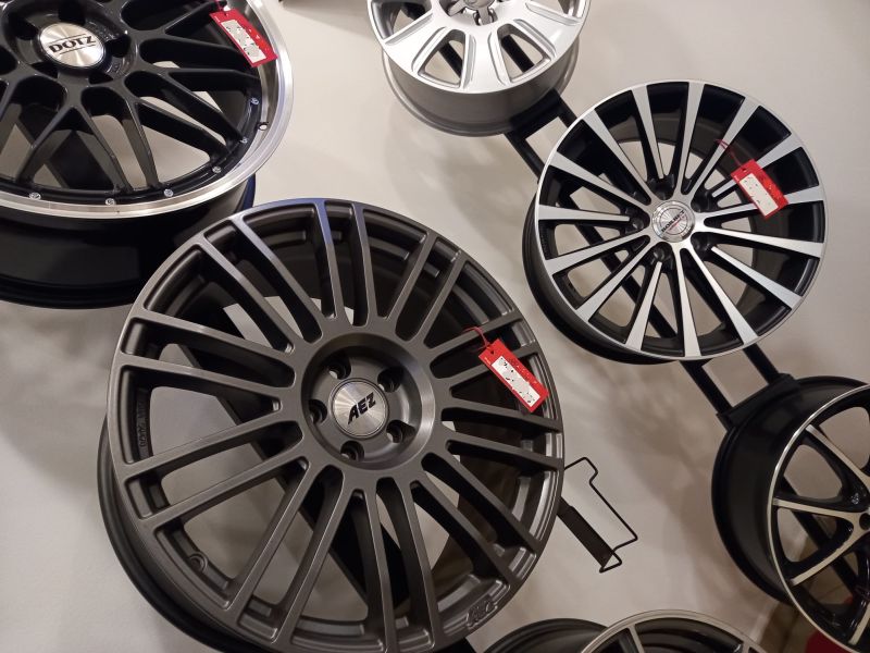 Használt gumit akart behozni az országba