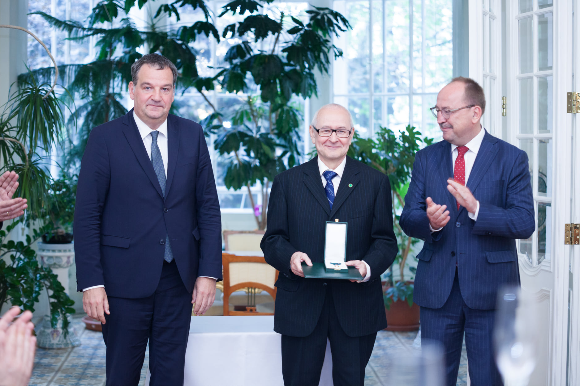 Magyar állami kitüntetés George Volceanov műfordítónak