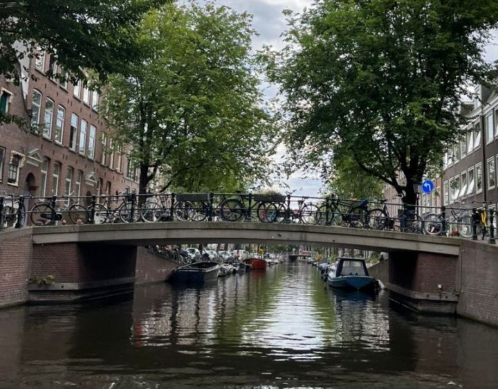 Zsidó iskolánál történt robbanás