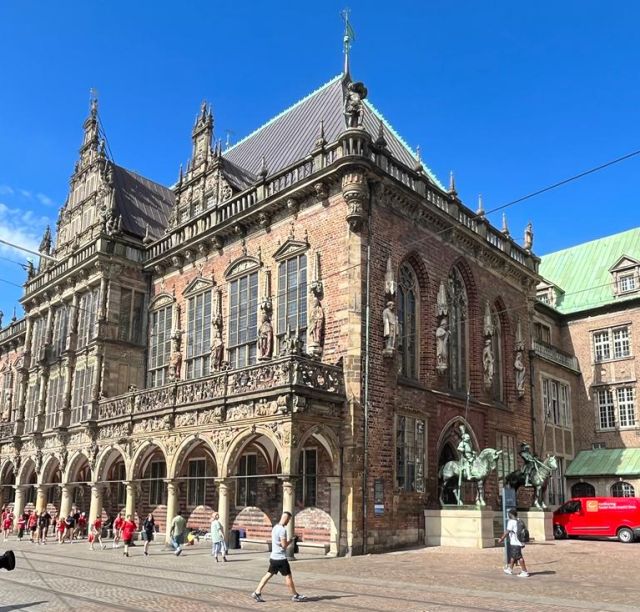 Elítéltek egy egykori náci titkárnőt