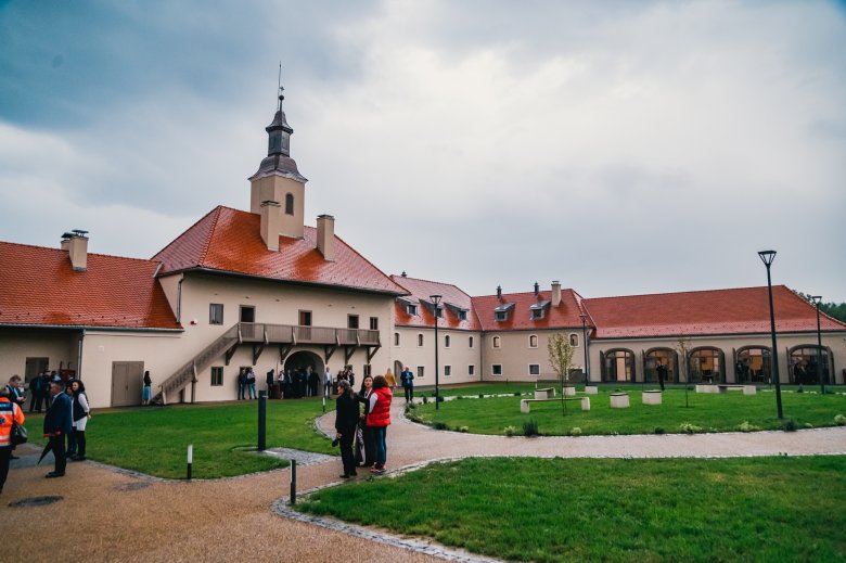 Felújították a paszmosi Teleki-kastélyt