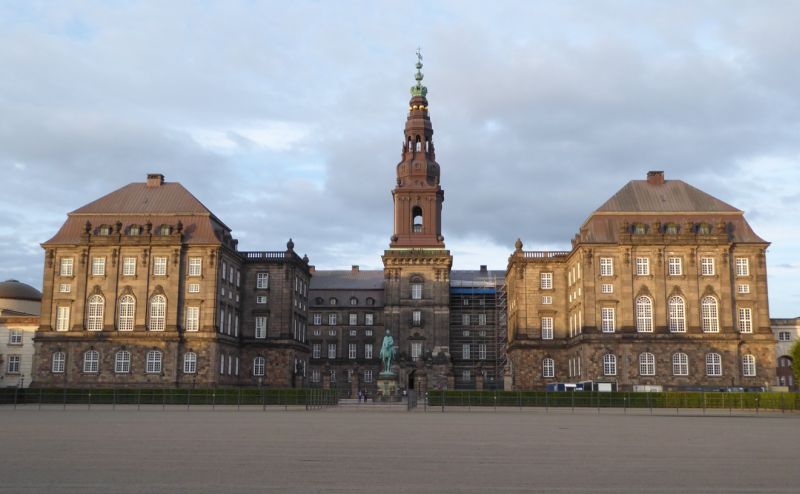 Befolyásolási kísérletek Grönlandon