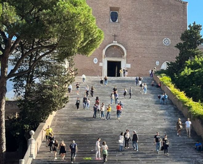 A romániaiak fele derűlátóan tekint a 2023-as évre