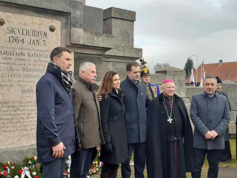 A lemészárolt székelyekre emlékeztek Madéfalván