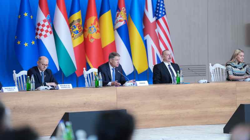 A Fekete-tengeri gázvezetékről tárgyalnak Bakuban