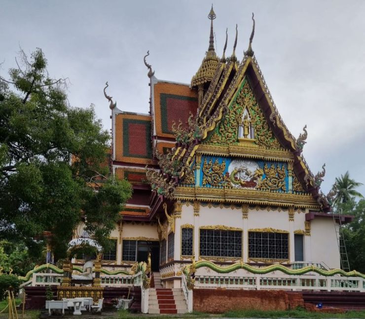 Légicsapásokat mért a thaiföldi hadsereg kambodzsai katonai célpontok ellen