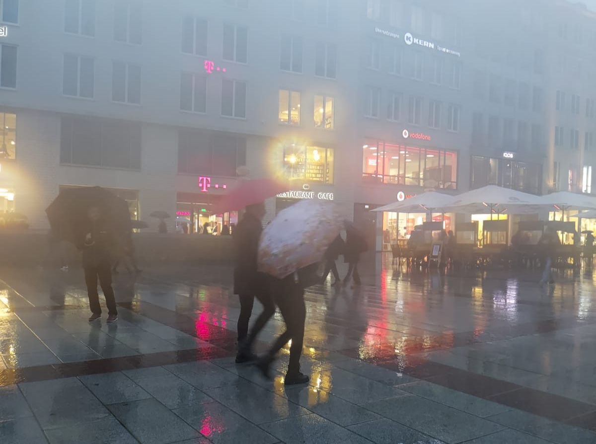 Vihar okozott fennakadásokat Csehországban és Németországban