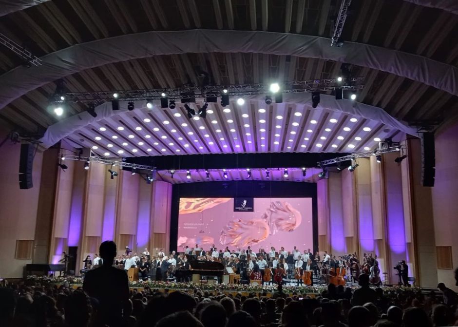 Schiff András és a Fischer Iván vezette Fesztiválzenekar koncertezik szerdán Bukarestben