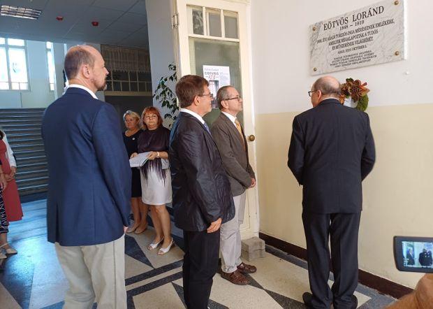 Eötvös emlékév Aradon