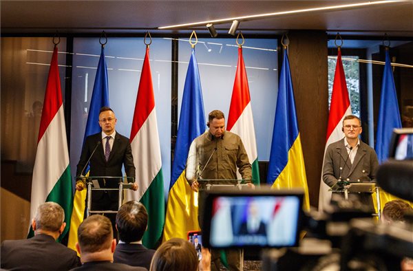 Magyarország felfüggesztette az Ukrajnával folytatott tárgyalásokat