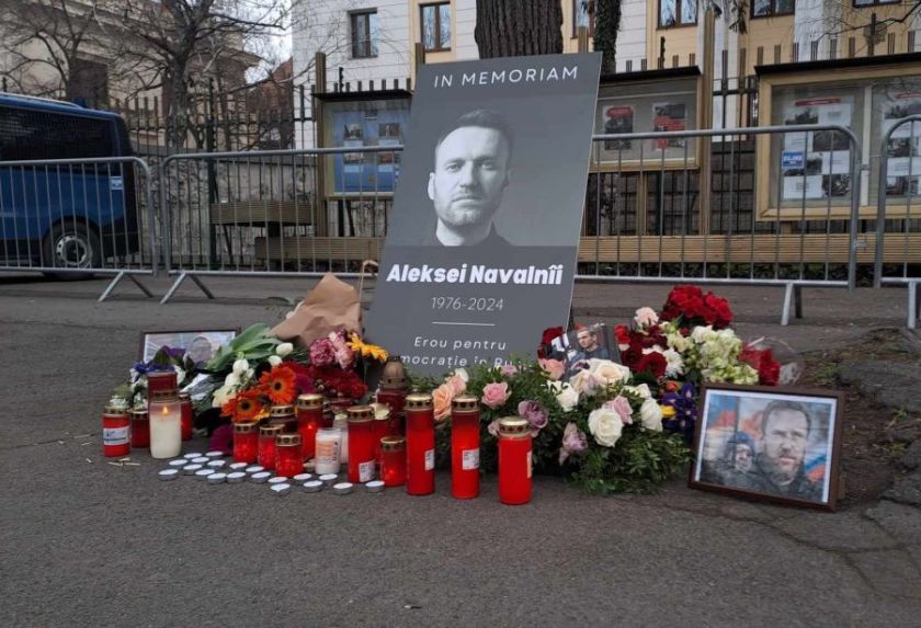 Az ukrán katonai hírszerzés szerint Navalnij természetes halállal halt meg