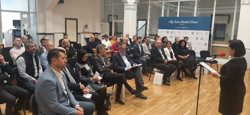 Szórványoktatási konferencia Bukarestben