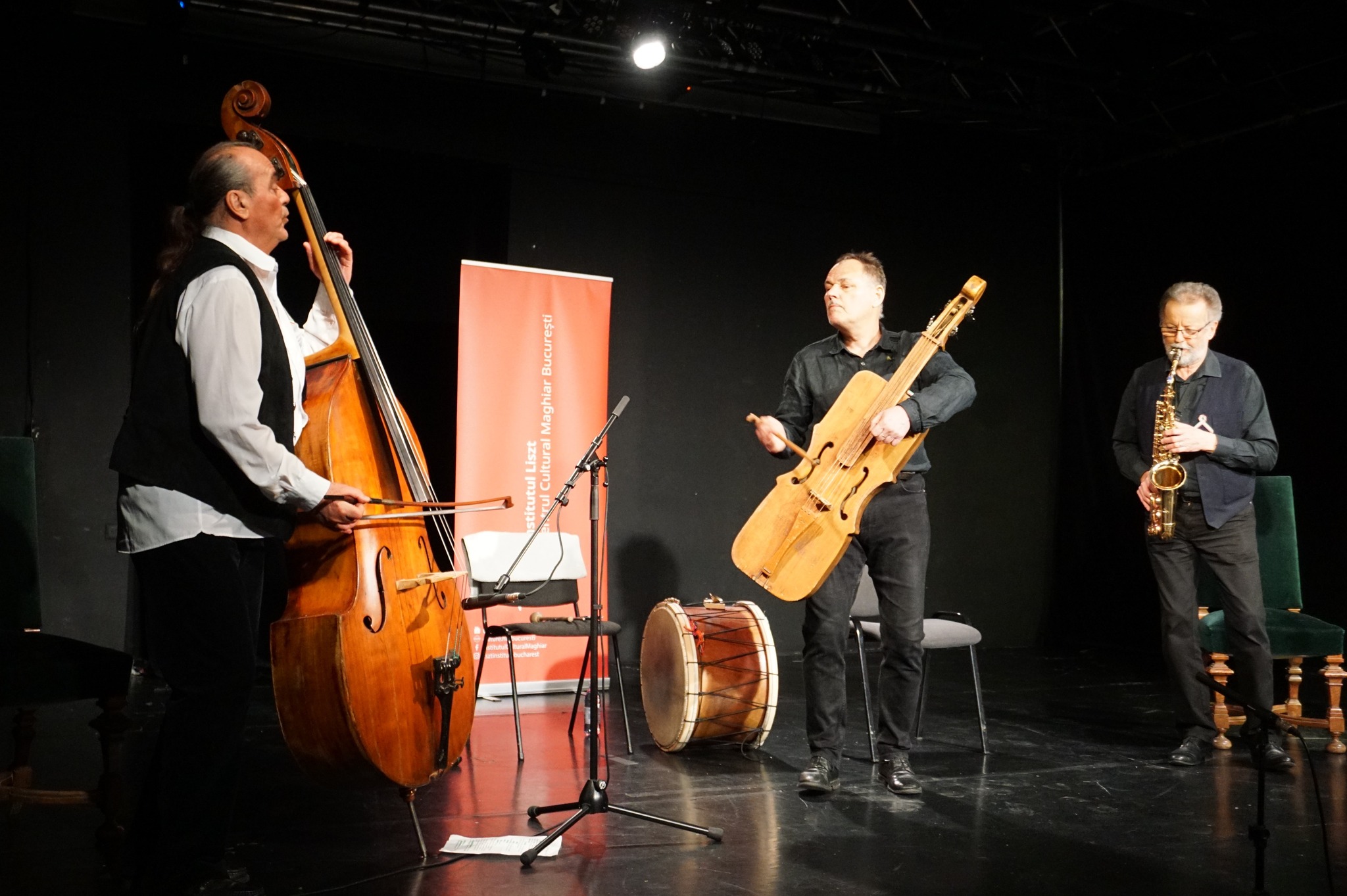 Ethnojazz és népzene a Román Irodalmi Múzeumban