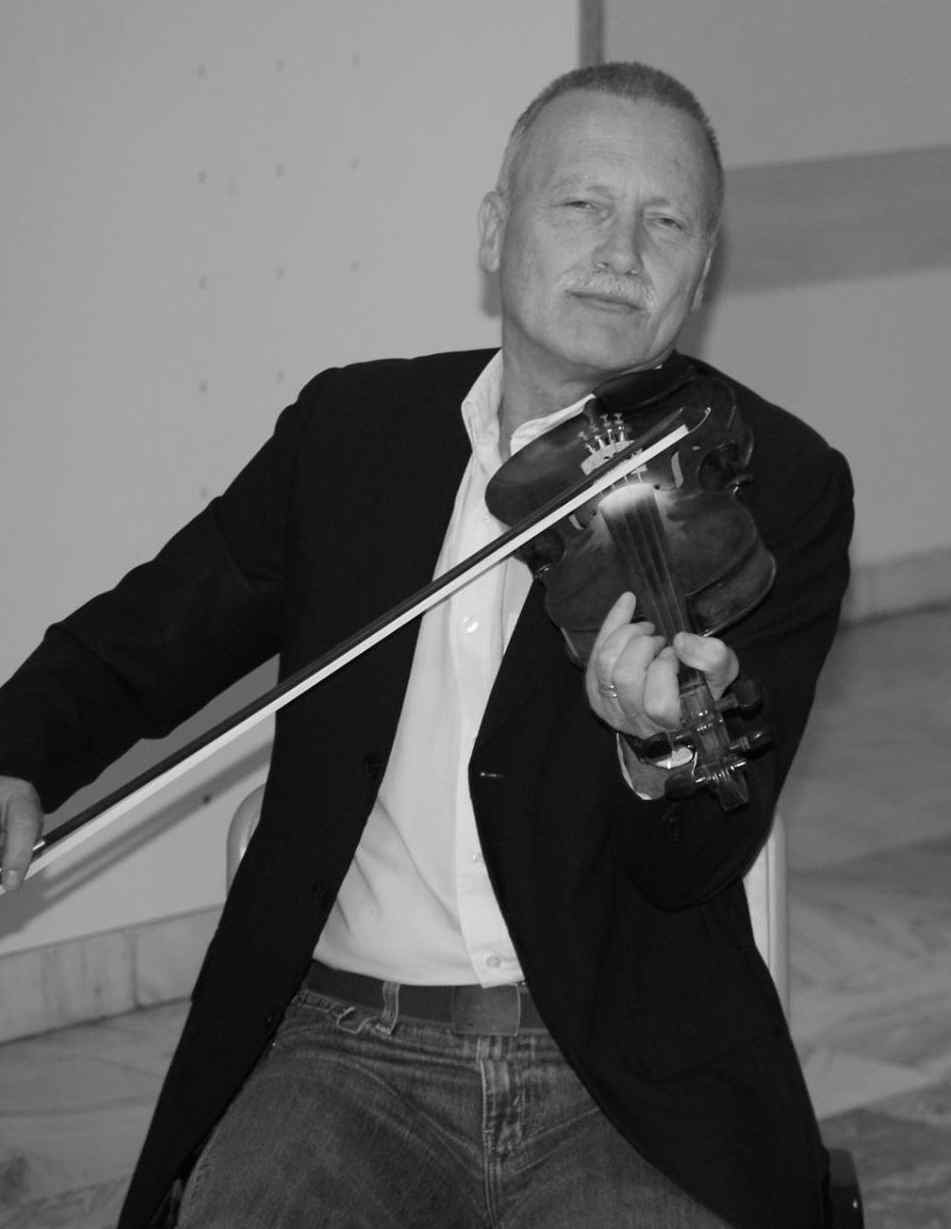 In memoriam Havasi János