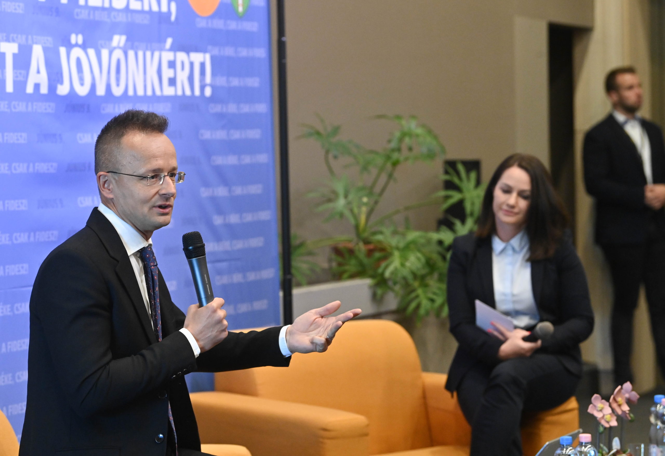 Uniós vita az ukrajnai háború kapcsán