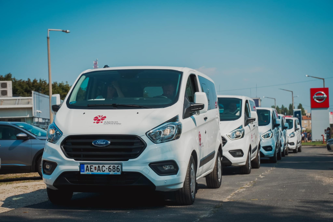 Hónap végén érkezik a magyarországi támogatás