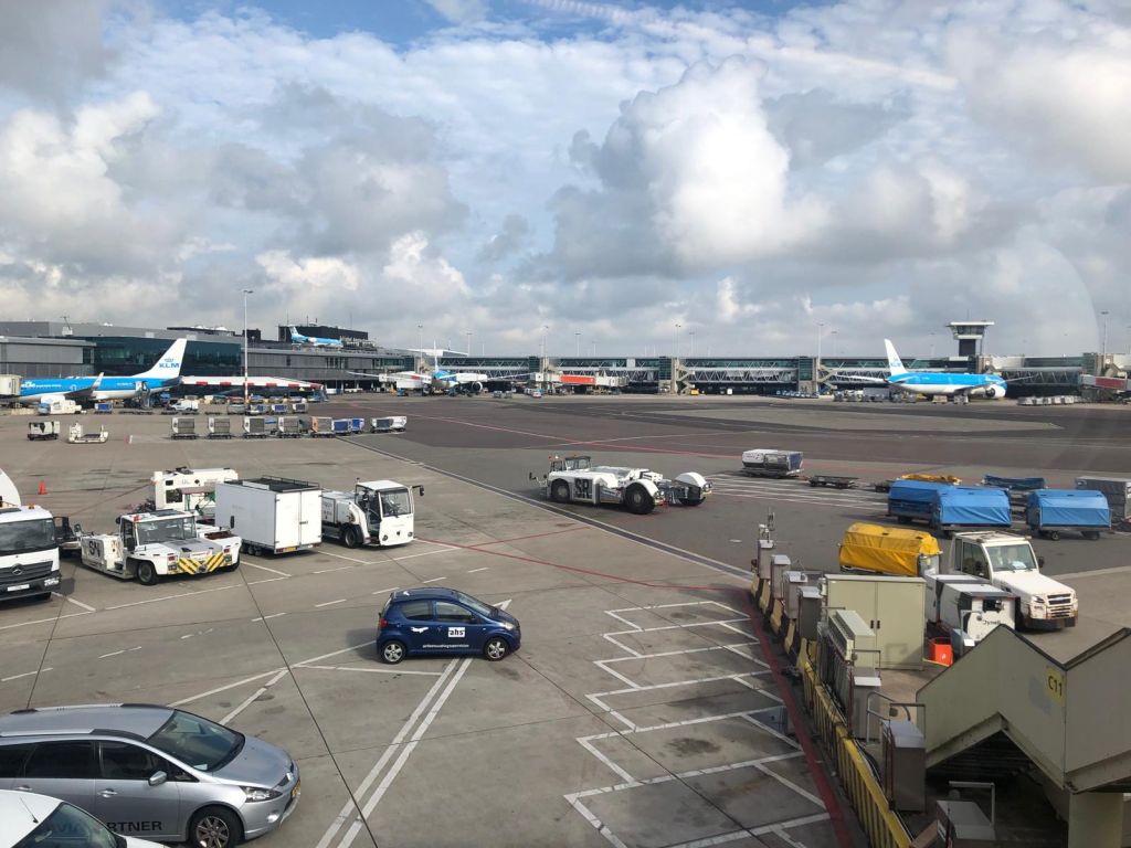 Idei hárommilliomodik utasát köszöntötte a kolozsvári reptér