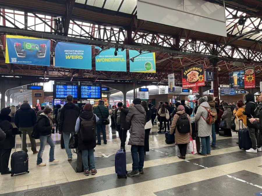 Tatarozzák Bukarest fő vasútállomását