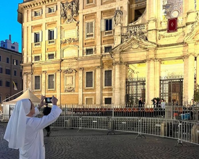 Holnap délutántól leáll a mobilhálózat a Vatikánban