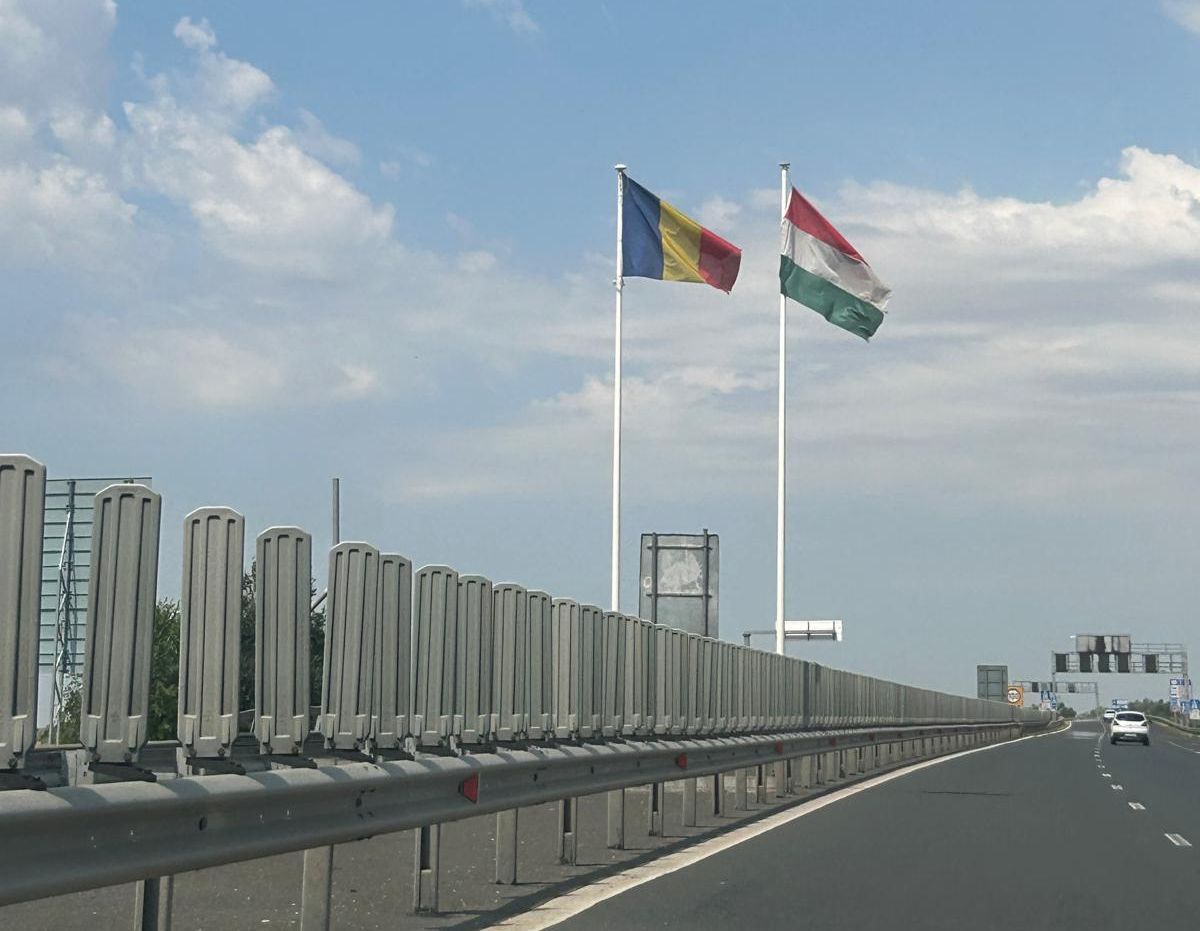 Aláírták a szerződést az Arad és Nagyvárad közötti gyorsforgalmi út második szakaszának építésére