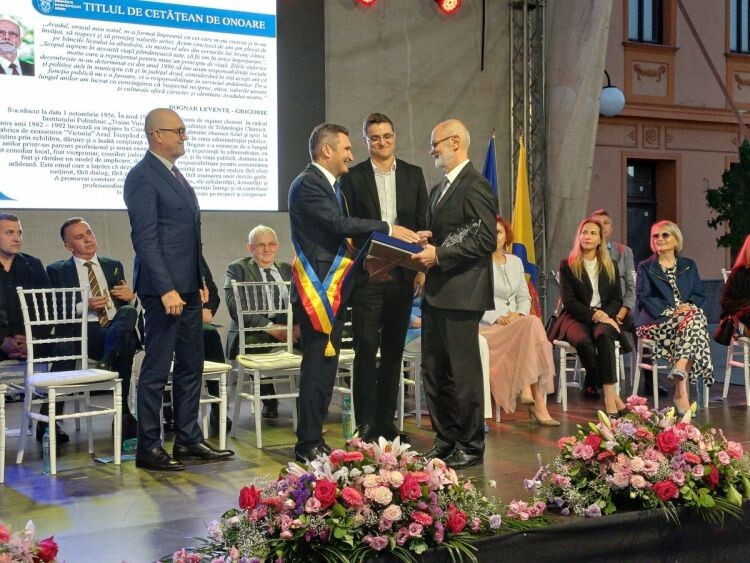 Díszpolgári címet kapott a volt alpolgármester Aradon