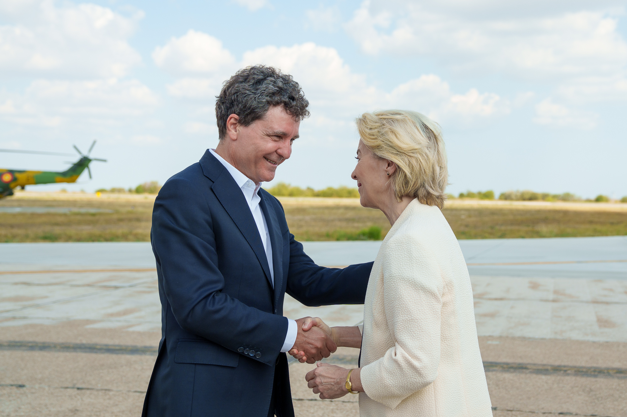Ursula von der Leyen: Románia kulcsfontosságú partner a NATO keleti szárnyán
