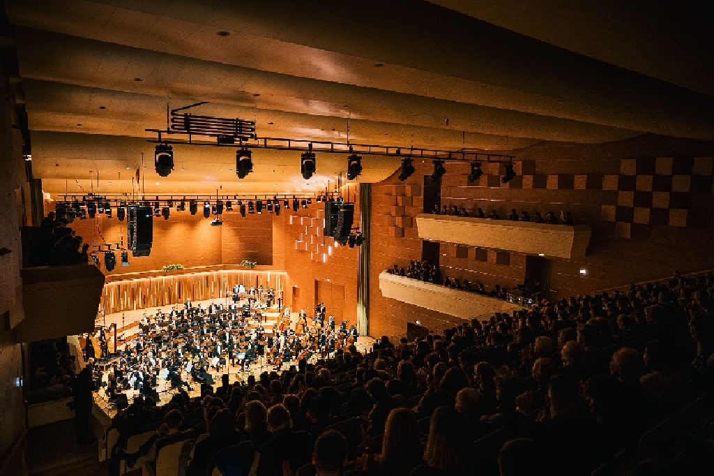 168 millió lejes támogatást kapnak a romániai színházak és filharmóniák