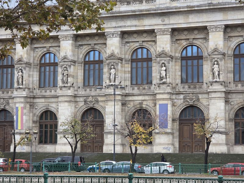 Hamarosan bemutatják az igazságügyi nyugdíjak reformjáról szóló új tervezetet