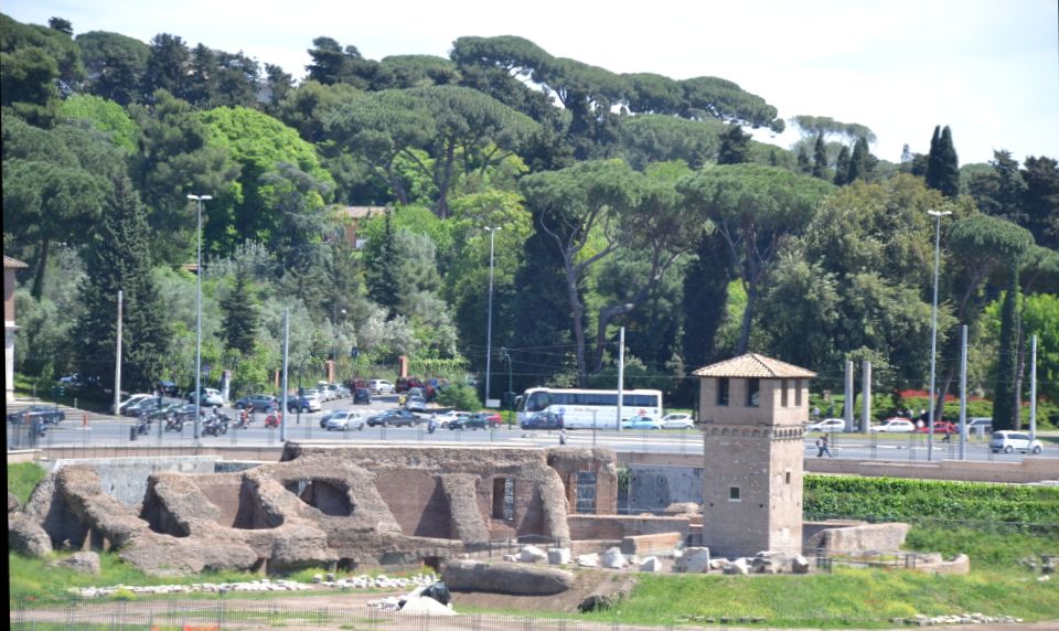 Meghalt a kórházban a Rómában összeomlott torony romjai alá szorult román munkás