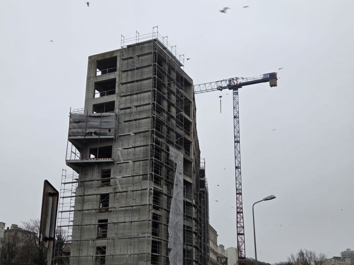 Tovább csökkent az építési engedélyek száma