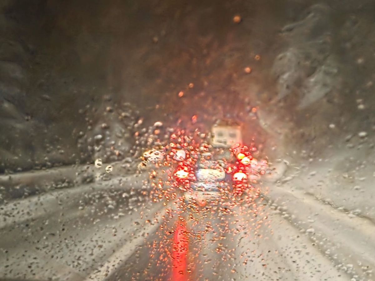 Óvatos vezetésre intik a sofőröket a téli útviszonyok miatt