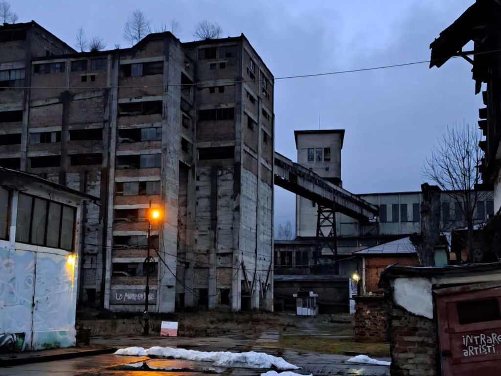 Elherdálták a pénzt, mégis kapnak támogatást