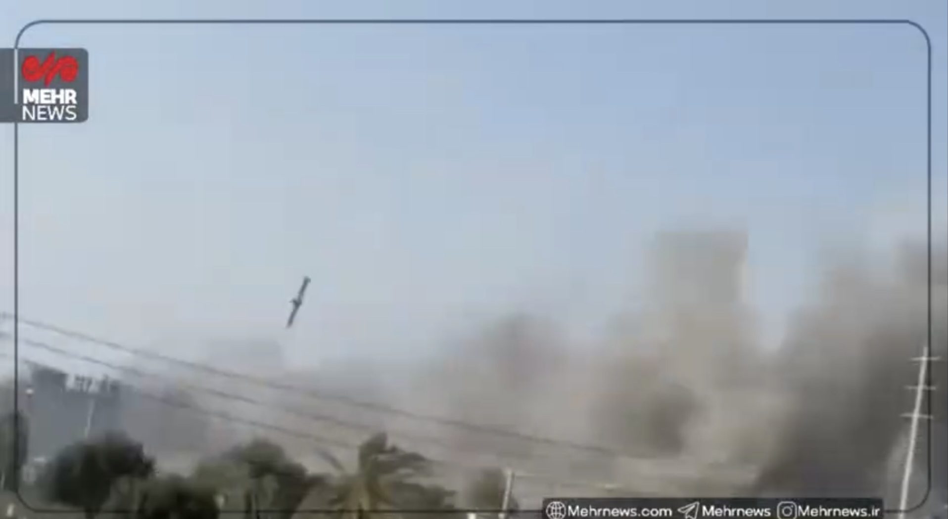 Az amerikai elnök kitart amellett, hogy Irán önmagát bombázza