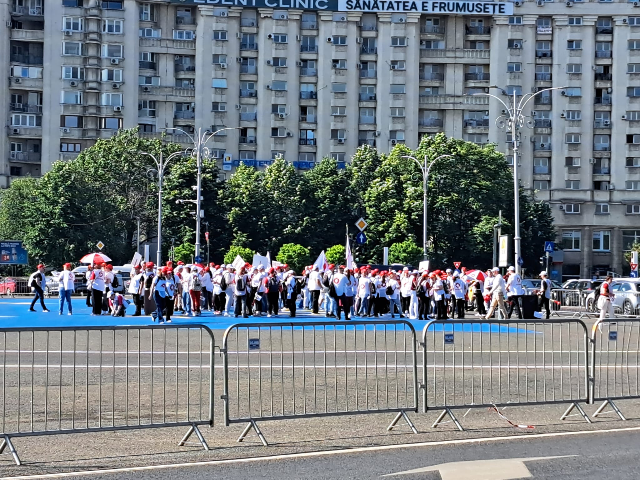 Újabb tiltakozással fenyegetőznek az állami alkalmazottak