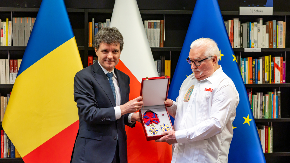 Elismerés a volt lengyel államfőnek