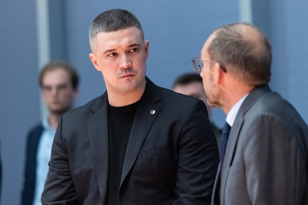Miniszterváltás és tiltakozások Ukrajnában