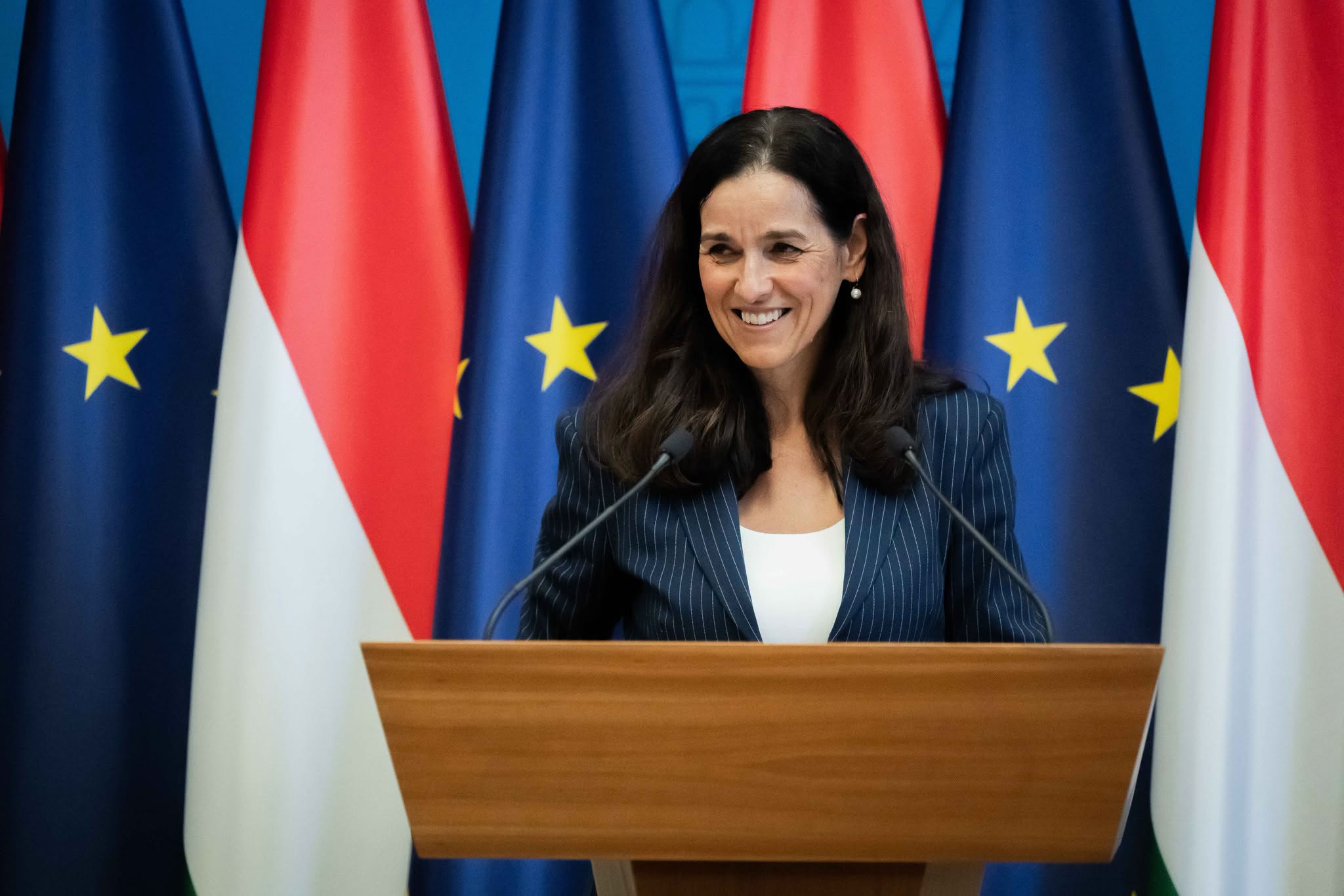 Tíz orosz diplomatát kiutasít Magyarország