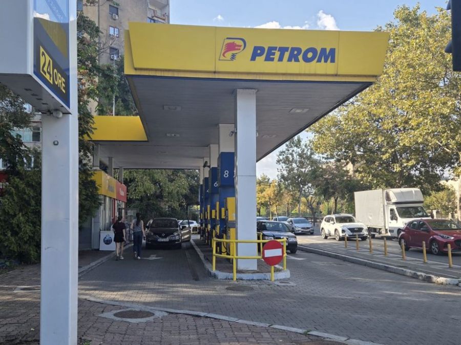 Továbbra is tíz lej fölött van a benzin átlagára Romániában